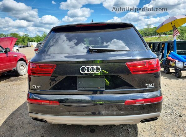 WA1LAAF70HD012989 2017 AUDI Q7 Black Սալոնի հետևի տեսք