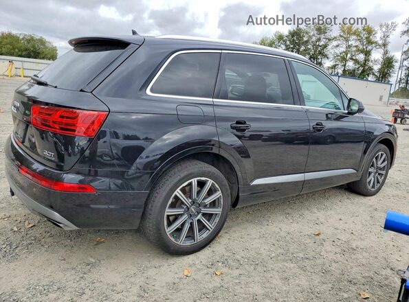 WA1LAAF70HD017559 2017 AUDI Q7 Black Հետևի տեսք