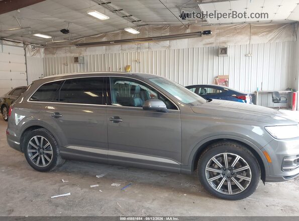 WA1LAAF70HD019540 2017 AUDI Q7 Серый Вид задней части салона