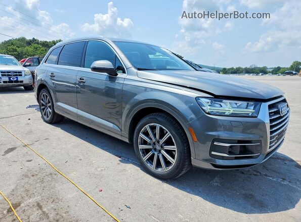 WA1LAAF70JD003294 2018 AUDI Q7 Gray Front right