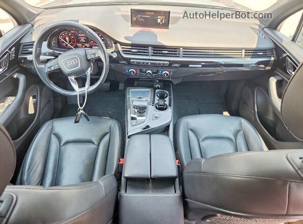 WA1LAAF70JD003294 2018 AUDI Q7 Gray Dashboard view