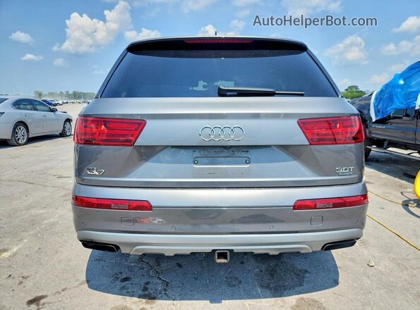 WA1LAAF70JD003294 2018 AUDI Q7 Gray Rear view