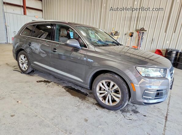 WA1LAAF70JD042404 2018 AUDI Q7 Серый Передняя правая четверть
