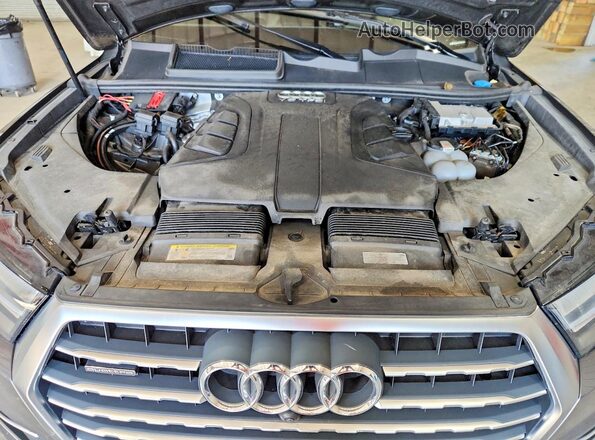 WA1LAAF70JD042404 2018 AUDI Q7 Серый Вид подкапотного пространства