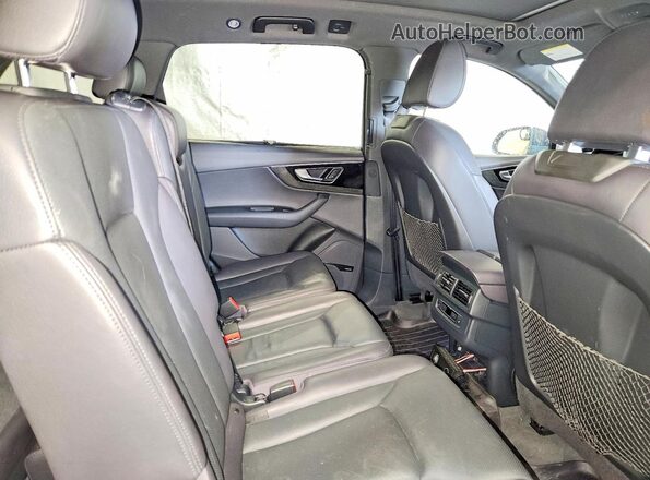 WA1LAAF71HD050909 2017 AUDI Q7 Black Vista interior trasera