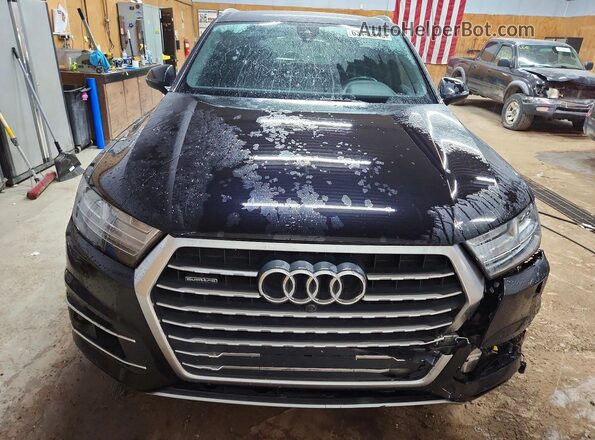 WA1LAAF71JD047160 2018 AUDI Q7 Black Front view