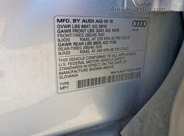 WA1LAAF71KD012037 2019 AUDI Q7 Silver VIN կոդի պիտակի տեսք