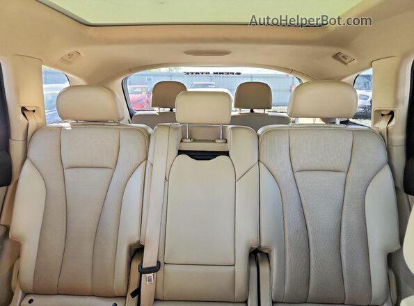 WA1LAAF72HD023671 2017 AUDI Q7 Black უკანა სავარძლების ხედი