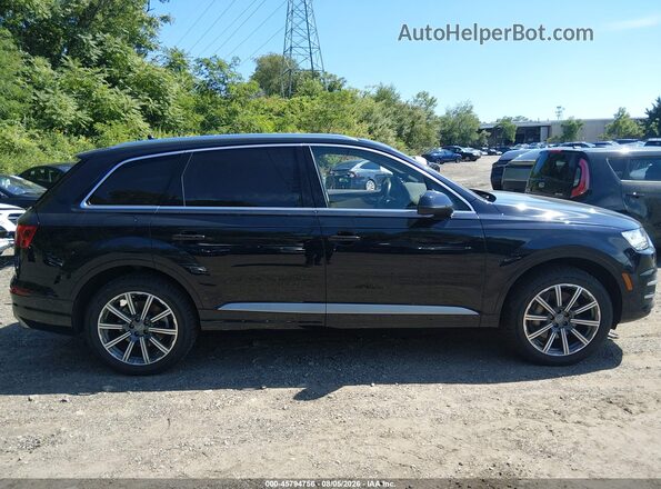WA1LAAF73HD030502 2017 AUDI Q7 Black Widok wnętrza z tyłu
