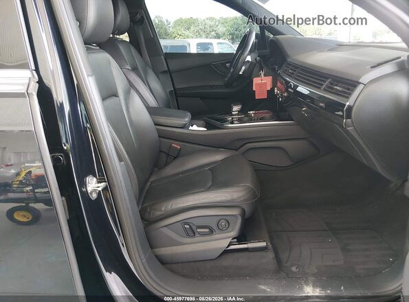 WA1LAAF73HD053942 2017 AUDI Q7 Blue Widok wnętrza z przodu