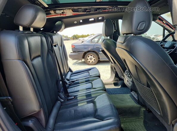 WA1LAAF73JD000910 2018 AUDI Q7 Gray Rear interior view