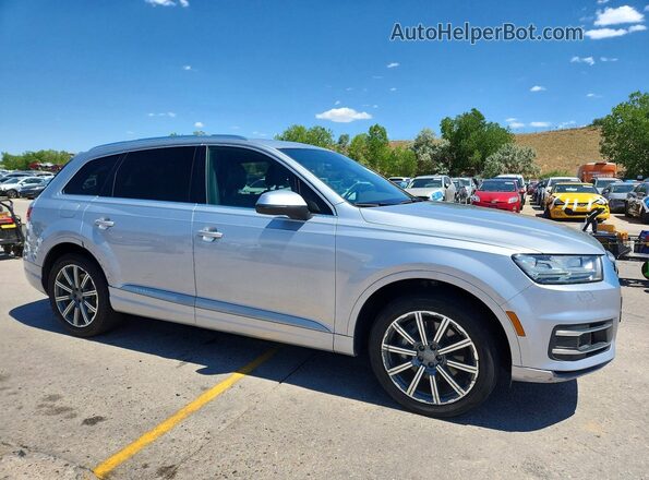 WA1LAAF74HD011330 2017 AUDI Q7 Silver Front right