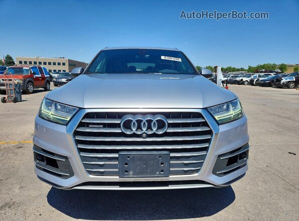 WA1LAAF74HD011330 2017 AUDI Q7 Silver Front view