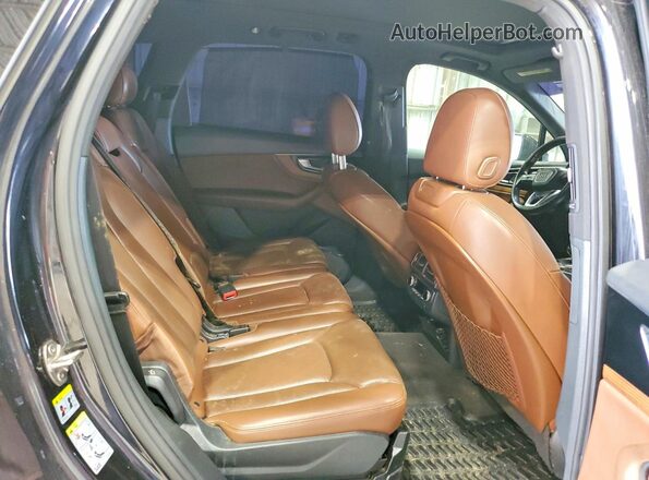WA1LAAF75HD012275 2017 AUDI Q7 Черный Вид задней части салона