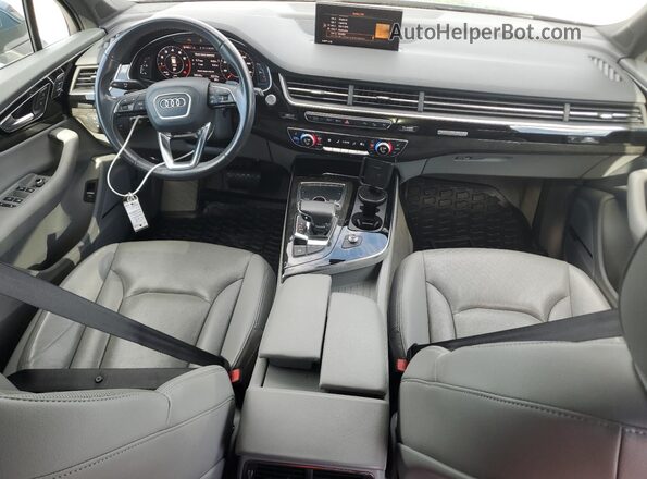 WA1LAAF75JD025436 2018 AUDI Q7 Teal Widok deski rozdzielczej