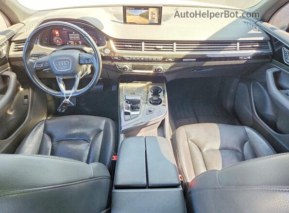WA1LAAF76HD006503 2017 AUDI Q7 Black Widok deski rozdzielczej