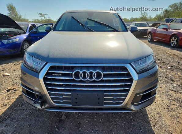 WA1LAAF76HD032678 2017 AUDI Q7 Gray Widok tylnych siedzeń