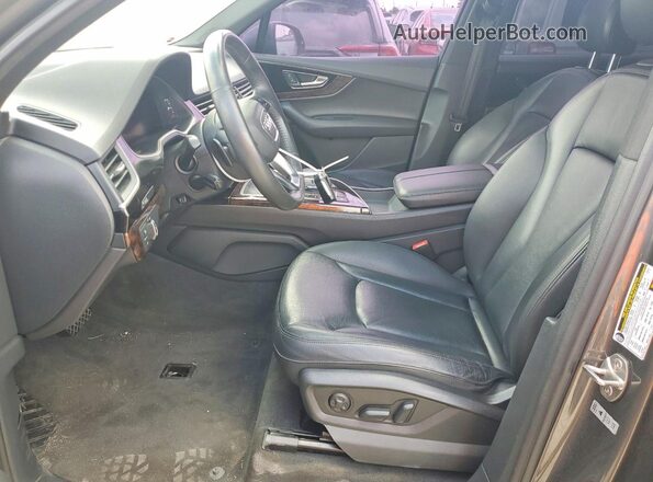 WA1LAAF77JD041055 2018 AUDI Q7 Gray Widok wnętrza z przodu