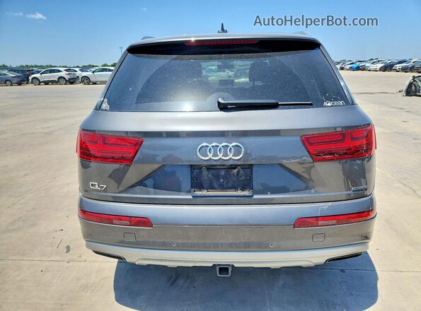 WA1LAAF77KD048461 2019 AUDI Q7 Gray Rear view