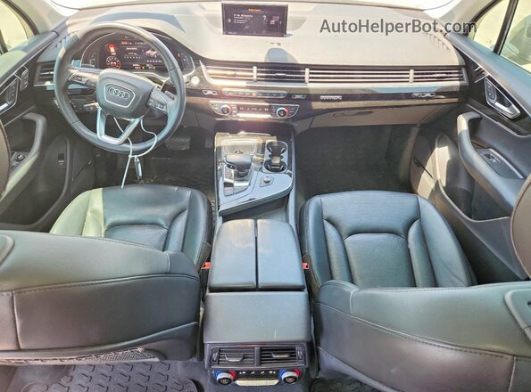 WA1LAAF77KD048461 2019 AUDI Q7 Gray Dashboard view