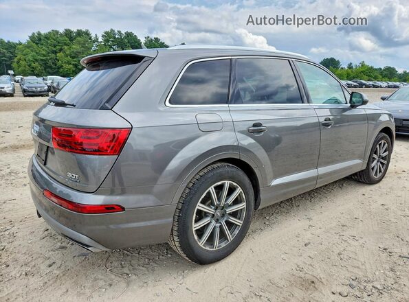 WA1LAAF78HD000086 2017 AUDI Q7 Gray Front interior view
