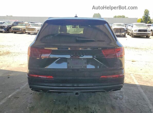 WA1LAAF78HD008270 2017 AUDI Q7 Black Widok z tyłu