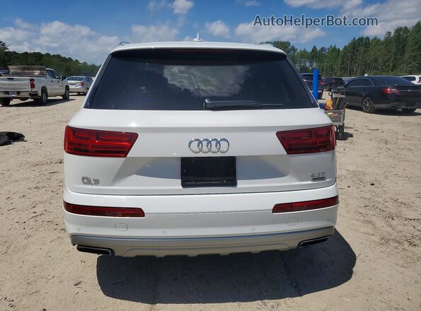 WA1LAAF78HD010813 2017 AUDI Q7 White Widok z tyłu