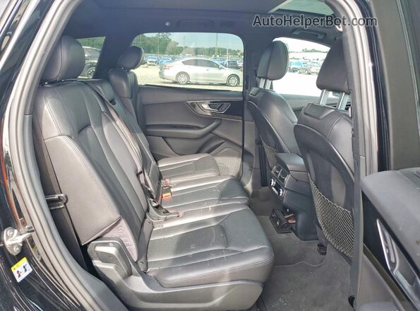 WA1LAAF78HD021536 2017 AUDI Q7 Black Սալոնի հետևի տեսք