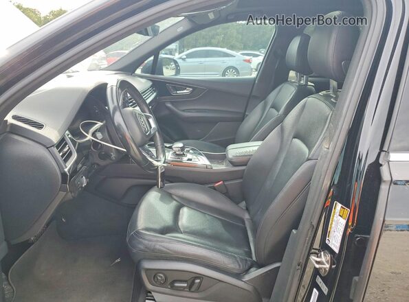 WA1LAAF78HD021536 2017 AUDI Q7 Black Սալոնի դիմացի տեսք