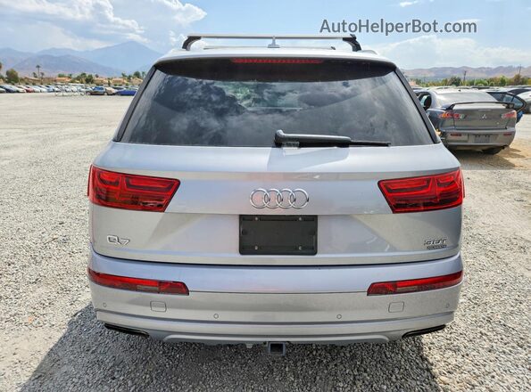 WA1LAAF78HD037199 2017 AUDI Q7 Silver უკანა ხედი