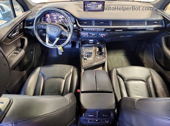 WA1LAAF79HD014949 2017 AUDI Q7 White Vista del salpicadero