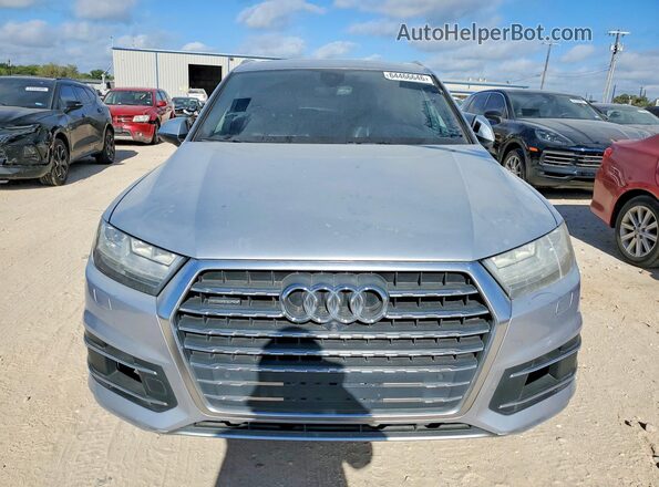 WA1LAAF79HD024820 2017 AUDI Q7 Серебряный Вид спереди