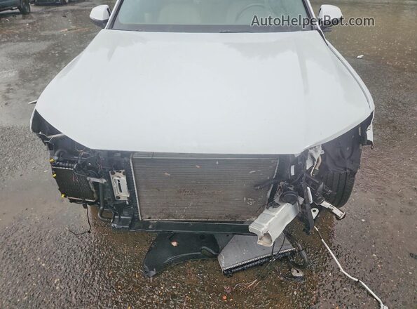 WA1LAAF79HD035297 2017 AUDI Q7 White Вид підкапотного простору