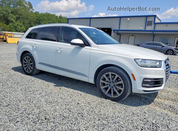 WA1LAAF7XHD005001 2017 AUDI Q7 White Dashboard view