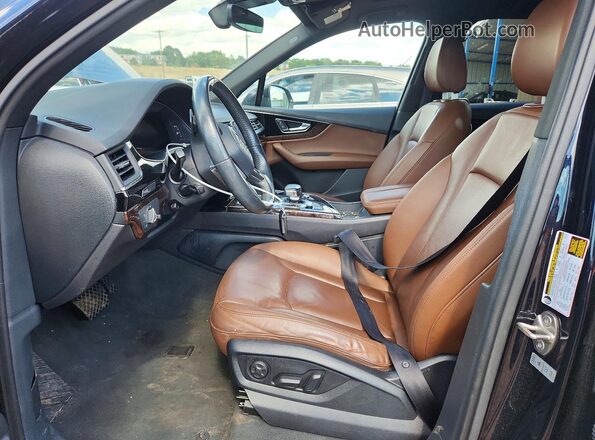 WA1LAAF7XHD056014 2017 AUDI Q7 Blue Front interior view