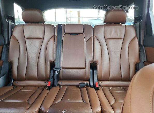WA1LAAF7XHD056014 2017 AUDI Q7 Blue Rear seats view