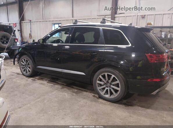 WA1LAAF7XKD014787 2019 AUDI Q7 Black 360 interior view