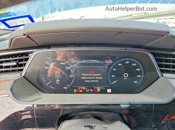 WA1LAAGE1KB021698 2019 AUDI E-TRON Teal ხელსაწყოთა პანელის ხედი