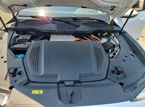 WA1LAAGE2MB004976 2021 AUDI E-TRON White Սալոնի հետևի տեսք