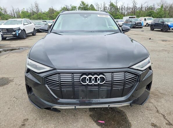 WA1LAAGE7MB001541 2021 AUDI E-TRON Black Դիմացի տեսք