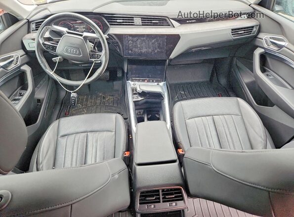 WA1LAAGE7MB001541 2021 AUDI E-TRON Black Առջևի վահանակի տեսք