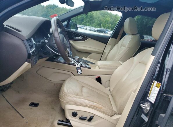 WA1LABF76HD033948 2017 AUDI Q7 Black Front interior view