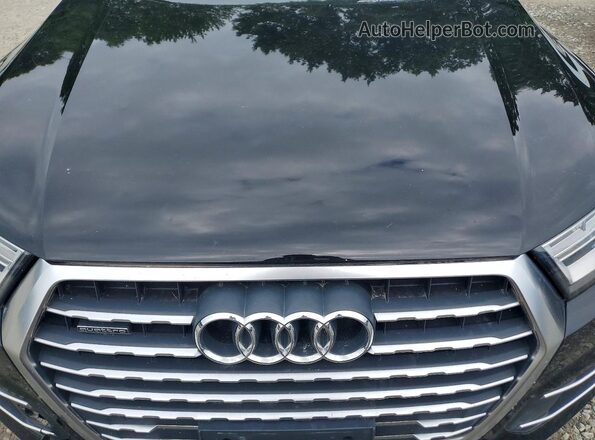 WA1LABF76HD033948 2017 AUDI Q7 Black Engine compartment view