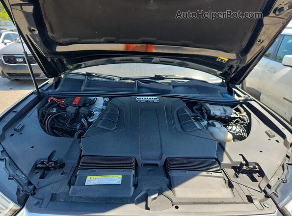 WA1LABF7XHD045522 2017 AUDI Q7 Black Engine compartment view