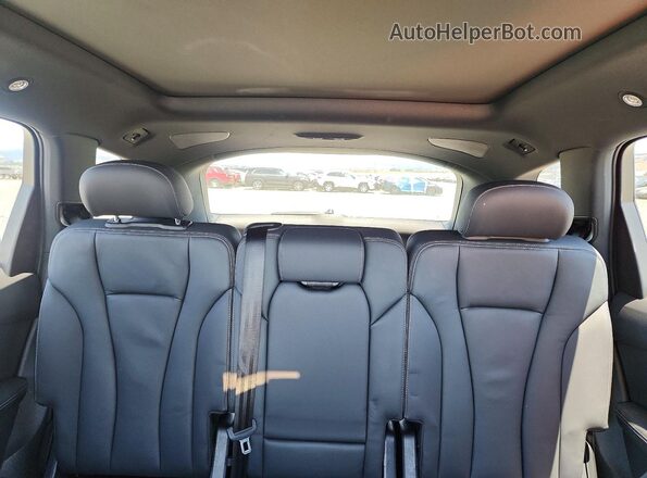 WA1LCBF71SD006559 2025 AUDI Q7 Белый Вид задних сидений