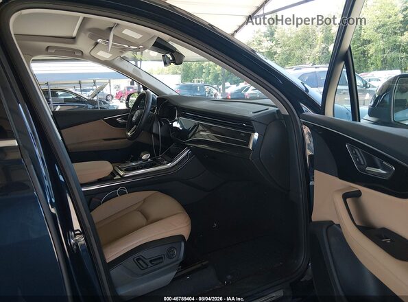 WA1LCBF75RD003271 2024 AUDI Q7 Blue Widok wnętrza z przodu