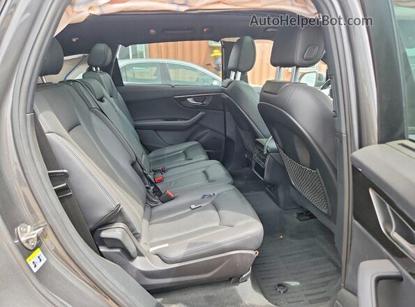WA1LCBF76RD008754 2024 AUDI Q7 Серый Вид задних сидений