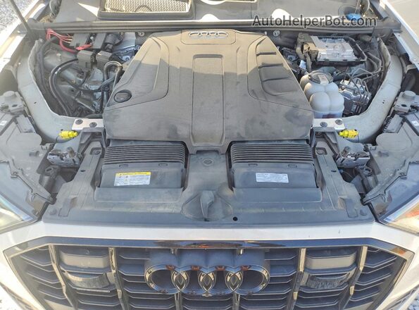 WA1LCBF78RD009873 2024 AUDI Q7 Beige Вид задньої частини салону