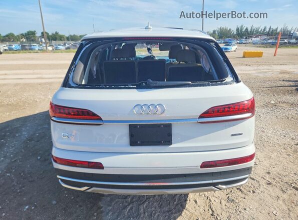 WA1LCBF7XPD028552 2023 AUDI Q7 White უკანა ხედი