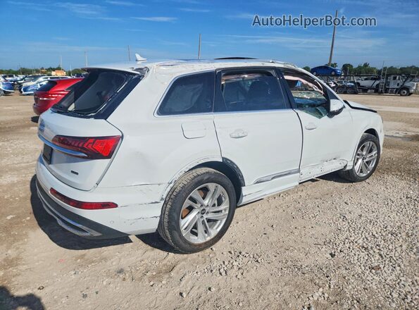 WA1LCBF7XPD028552 2023 AUDI Q7 White უკანა მარჯვენა